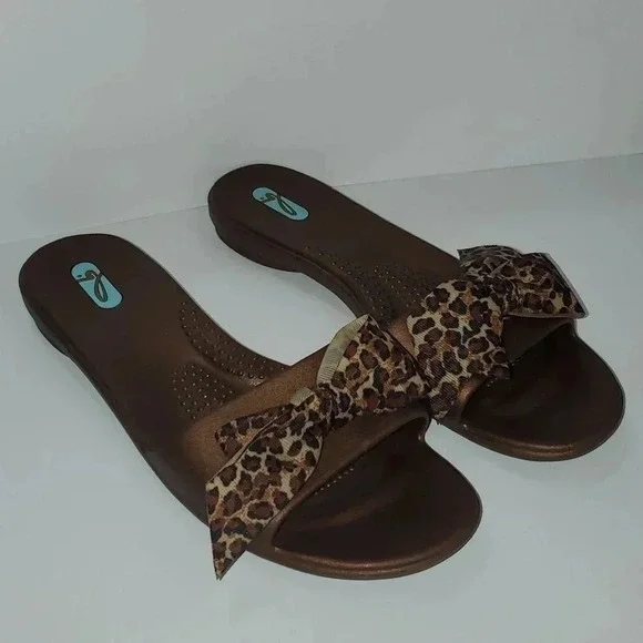 Oka B Leopard Print Bow Slip On Slide Comfort Summer Sandals Shoes Size M/L 8-9 - Picture 3 of 16